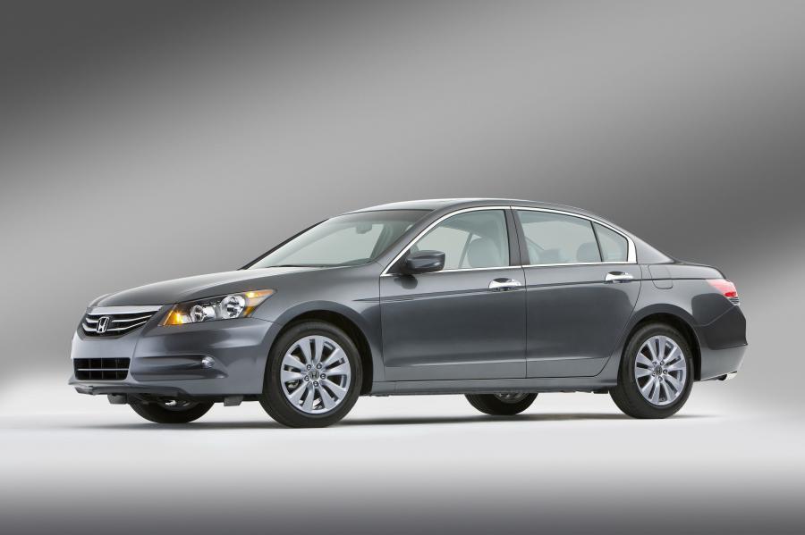  Honda Accord 2011 года  (US) (фото 10 из 13)